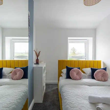 3br Wigton Retreat With Garden Near District Апартаменты *